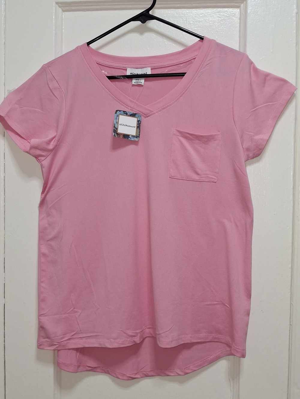 Stitchcount women's v-neck pocket tee pink bubble gum nwt soft stretch MSRP $49